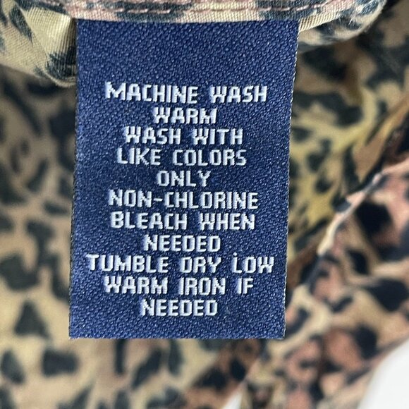 Chaps Classics Womens Plus 1X Leopard Animal Print Button Up Shirt Long Sleeve - Picture 5 of 9